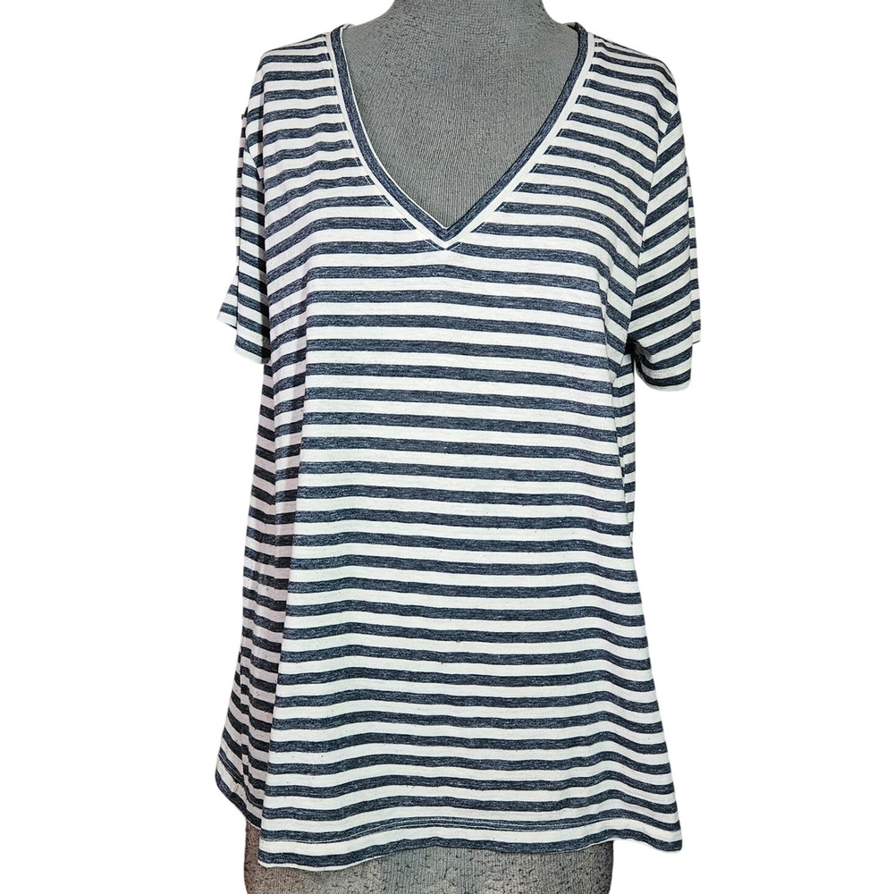 Lucky Brand V Neck Stripped Tee Size Large
